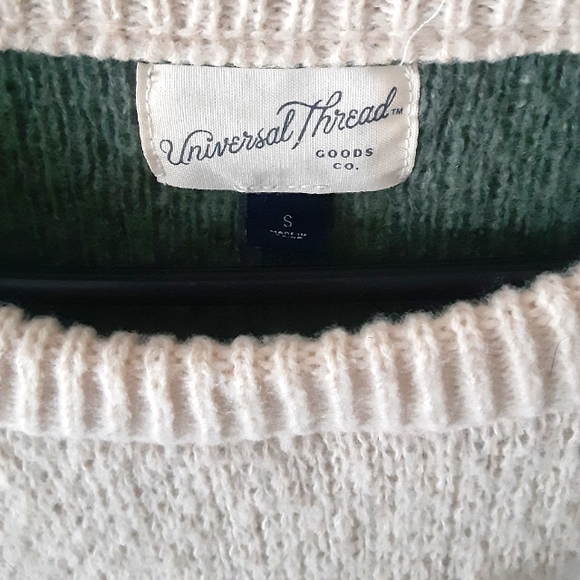 Sweater - Picture 5 of 7